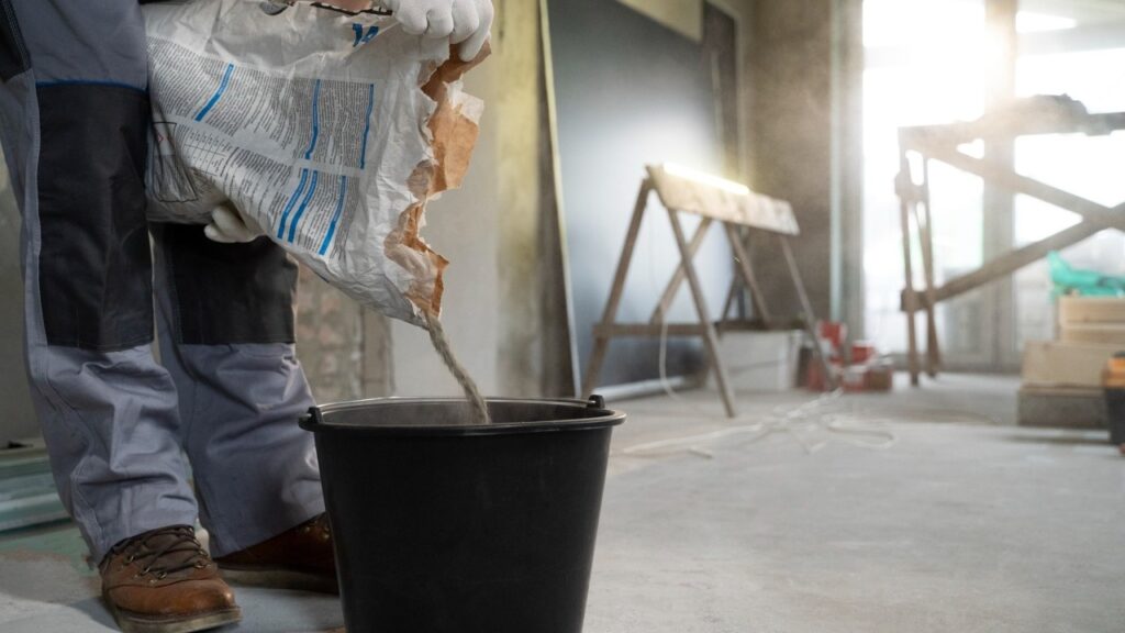 How to Choose the Right Construction Chemicals for Different Project Needs in Oman